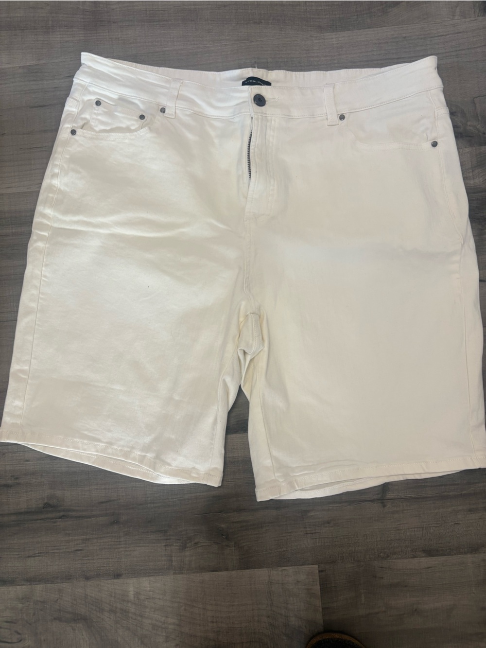 Universal Standard White Women's Bae Denim Bermuda Shorts